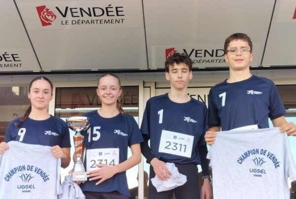 Les élèves du lycée Jean 23 au cross départemental